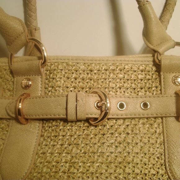 Dana Buchman Beige Straw and Faux Leather Handbag - Picture 7 of 8